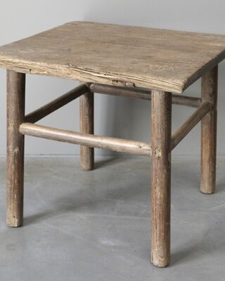 Be-Uniq Oude Bijzettafel | China | H50 x B50 x D55 cm