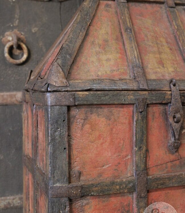 Be-Uniq Antieke Juwelenkist | India | H59 x B43 x D24 cm