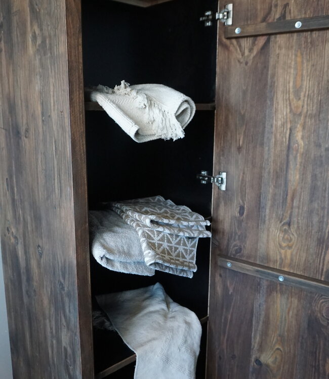 Rene Houtman Badkamerkast Shirley | Grenen Wagonplank | Kies Maat