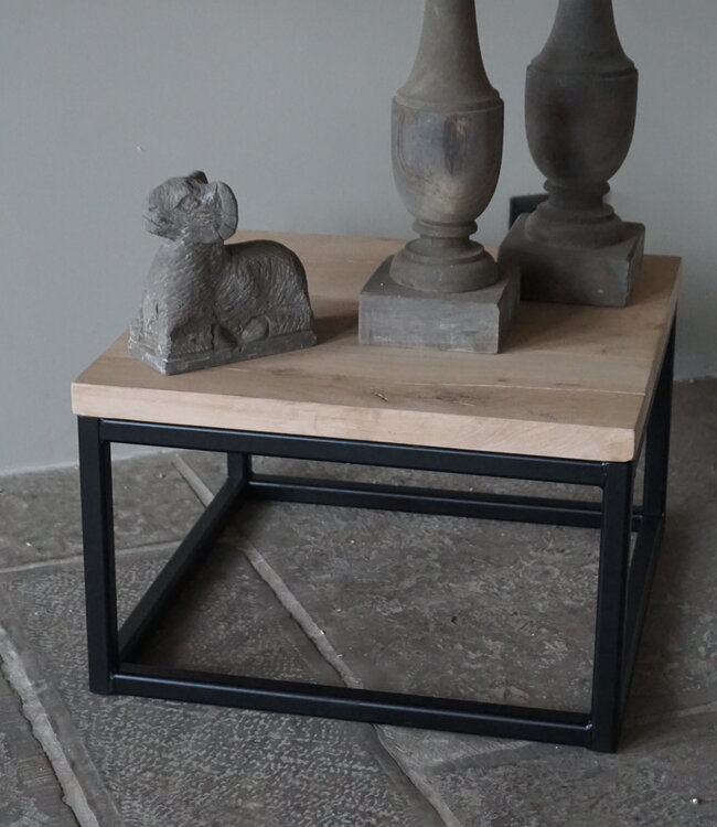 Rene Houtman Bijzettafel Yoram | Massief Eiken | H38 x B60 x D60 cm