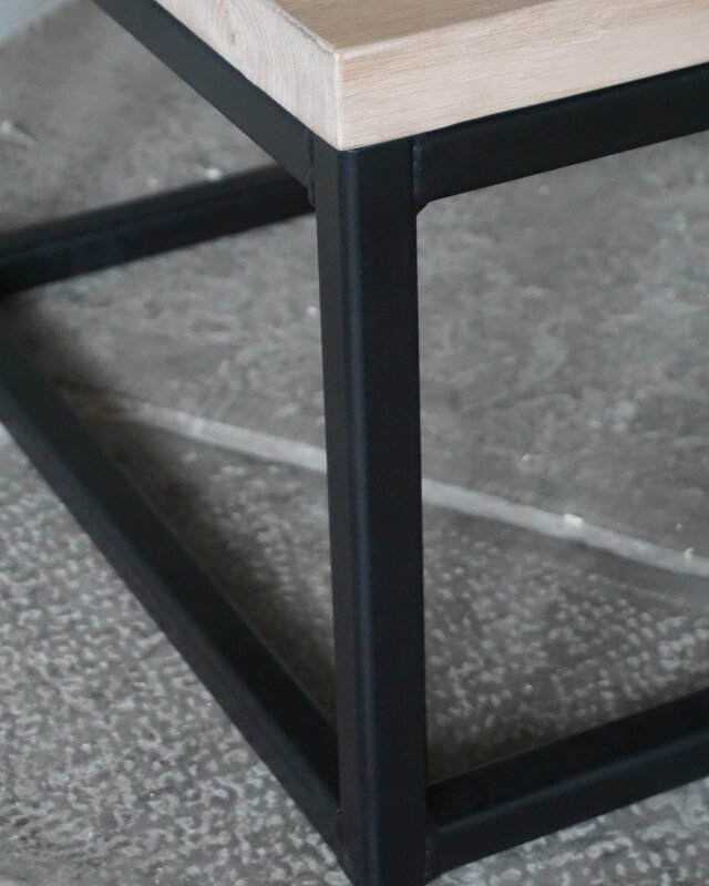 Rene Houtman Bijzettafel Yoram | Massief Eiken | H38 x B60 x D60 cm