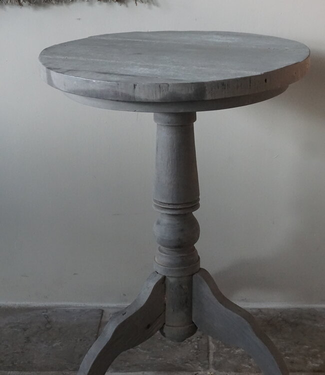 Rene Houtman Houten Wijntafel Wout | H71 x D50 cm