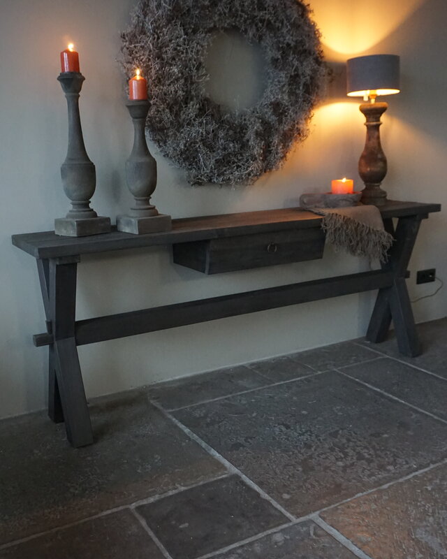 Rene Houtman Sidetable Cross Sita | Oud Hout | H80 x B200 cm