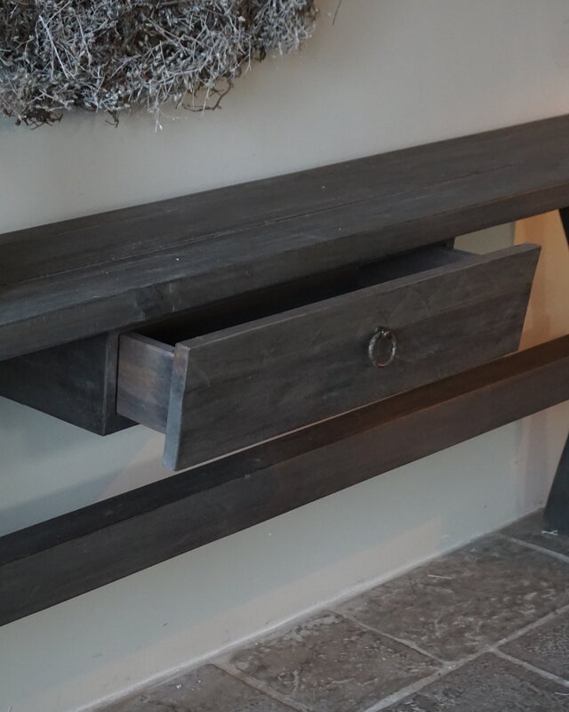 Rene Houtman Sidetable Cross Sita | Oud Hout | H80 x B200 cm