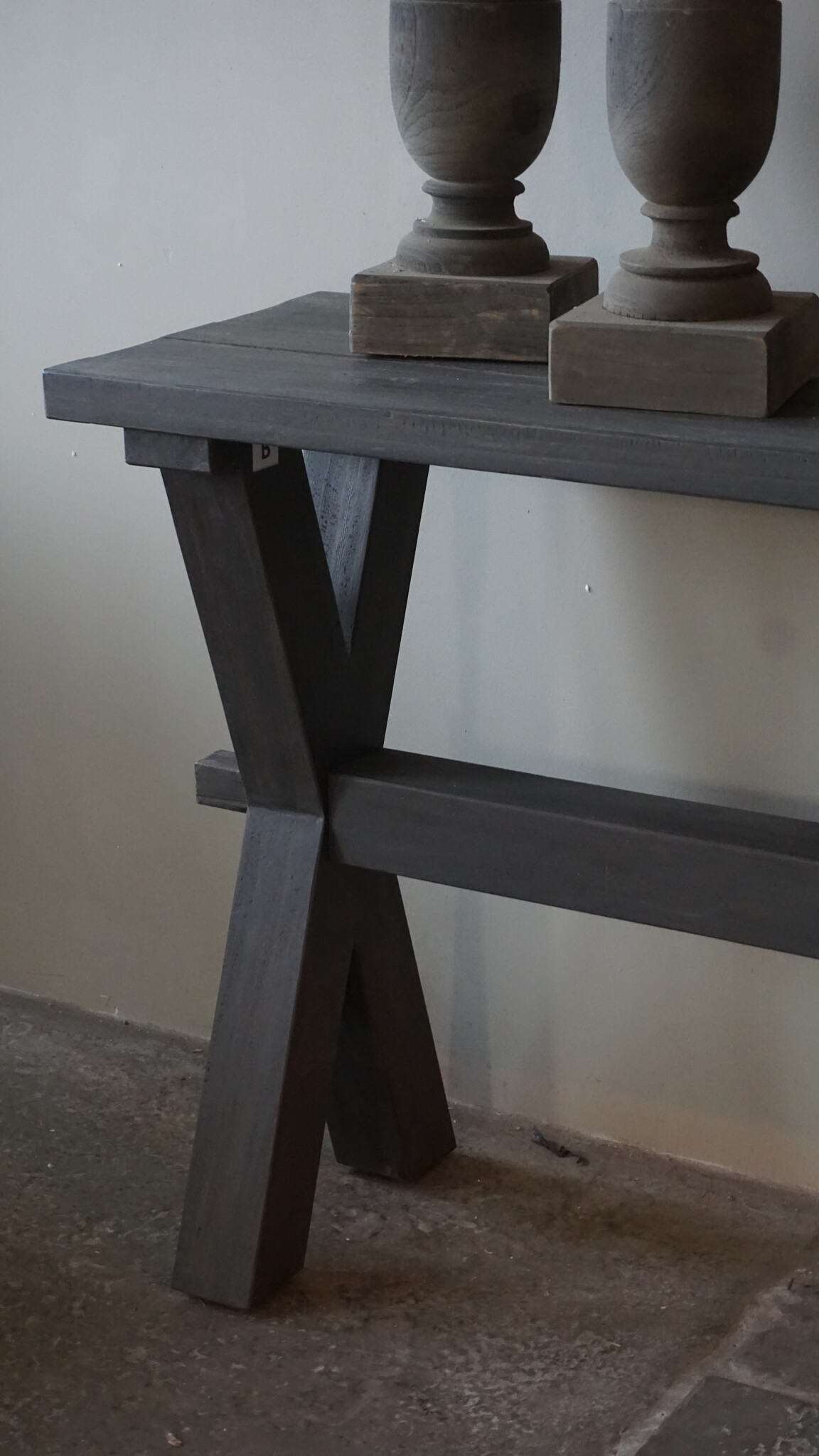 Rene Houtman Sidetable Cross Sita | Oud Hout | H80 x B200 cm