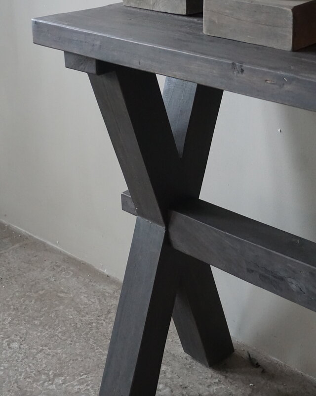 Rene Houtman Sidetable Cross Sanna | Oud Hout | H80 x B200 cm