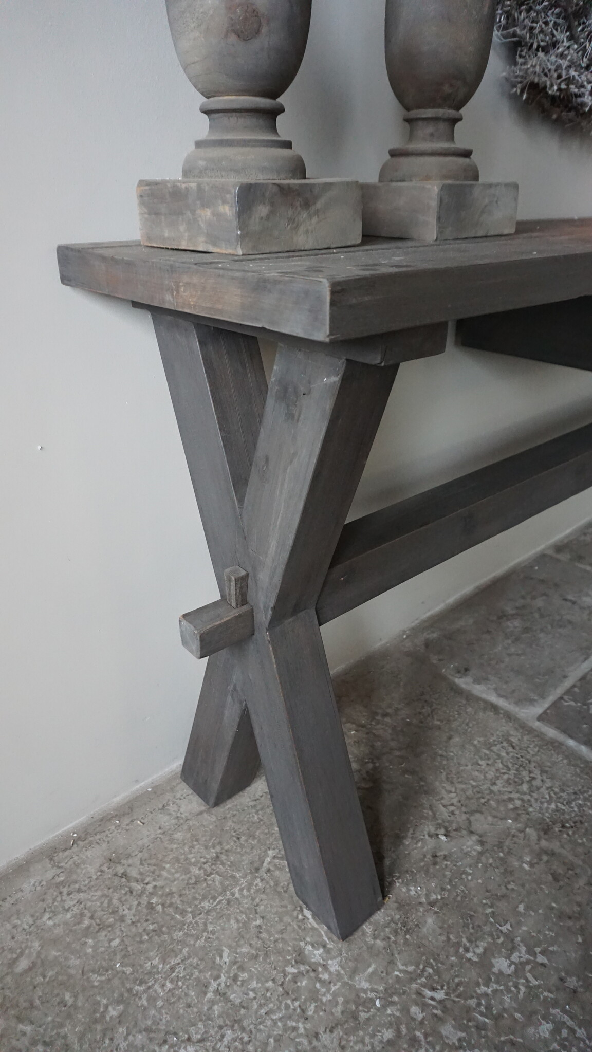 Rene Houtman Sidetable Cross Sonja | Oud Hout | H80 x B200 cm