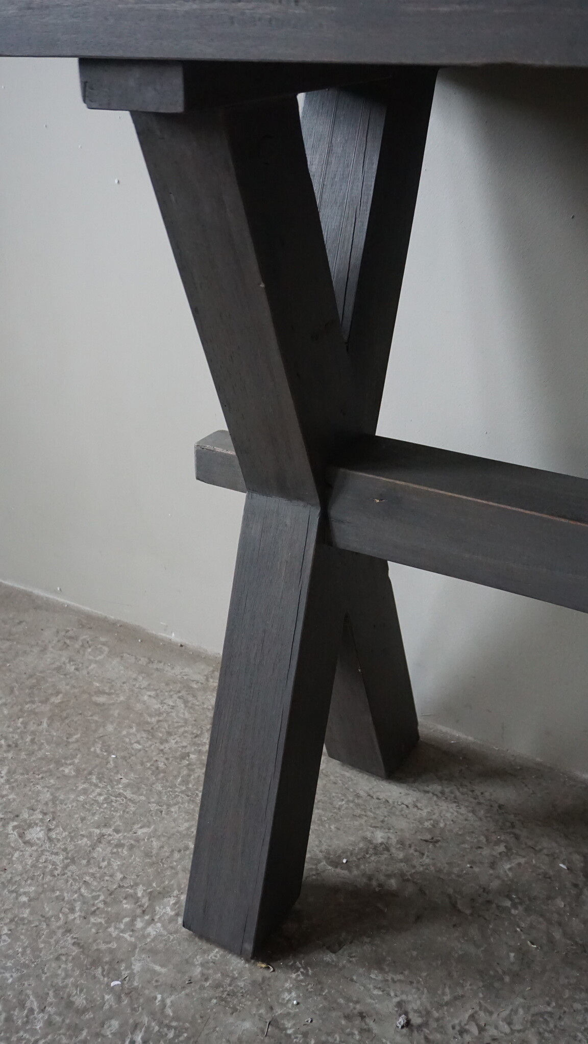 Rene Houtman Sidetable Cross Sonja | Oud Hout | H80 x B200 cm
