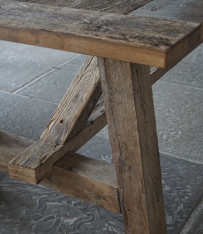 Rene Houtman Oud Eikenhouten Tafel | L270 x B99 x H79 cm