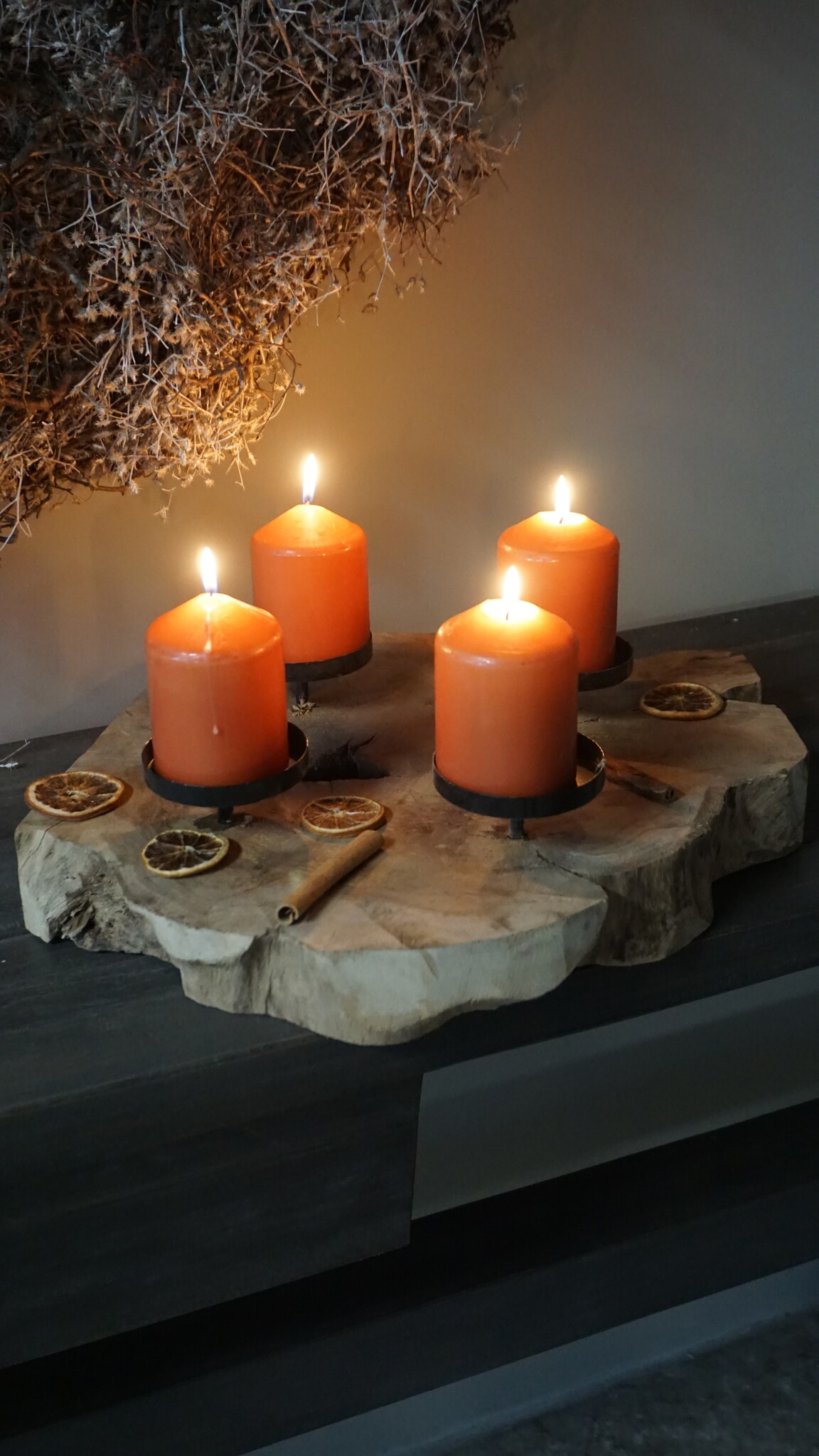 Rene Houtman Kaarshouder Teak | 4 houders | H10 x B40 x D40 cm