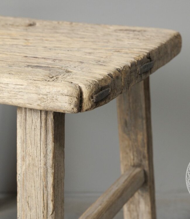 Be-Uniq Oud Krukje | China | H47 x B55 x D42 cm