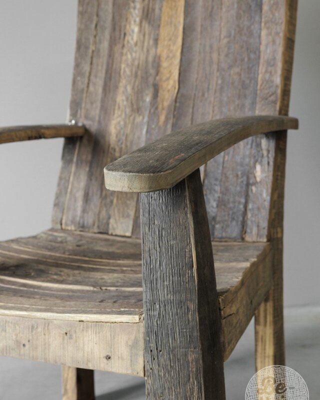 Be-Uniq Oud Houten Fauteuil | India | H125 x B66 x D80 cm