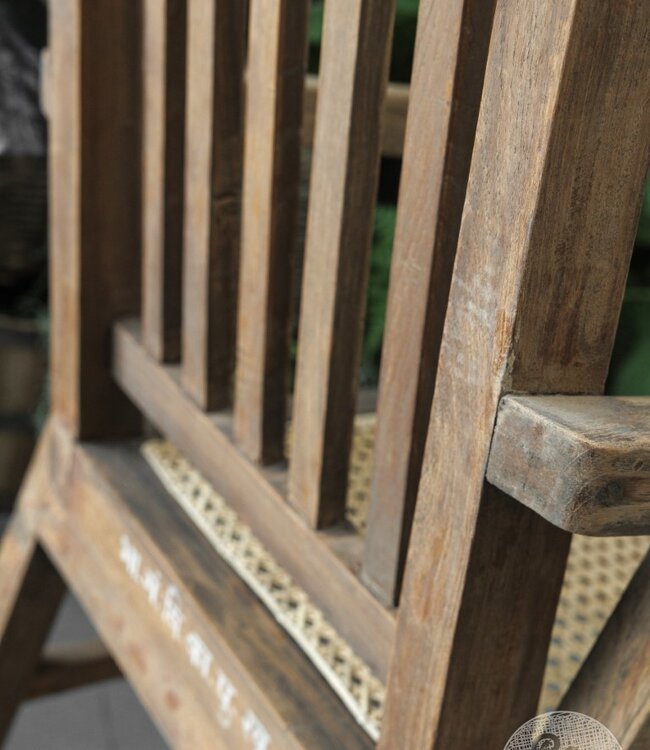 Be-Uniq Oude Armstoel | India | H94 x B53 x D54 cm