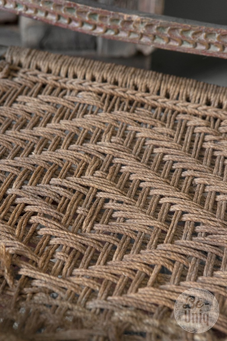 Be-Uniq Origineel Oud Dessert Stoeltje | H86 x B50 x D55 cm