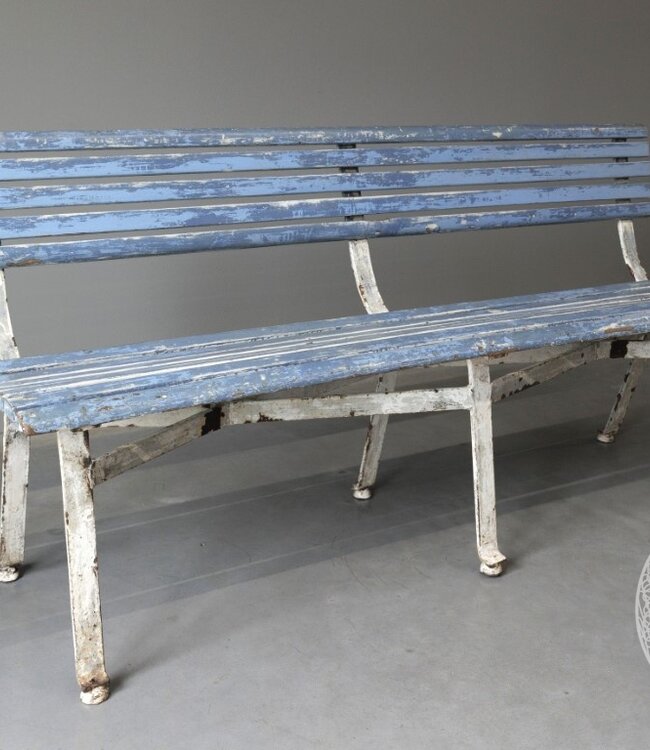 Be-Uniq Oude Bank | India | H80 x B153 x D46 cm