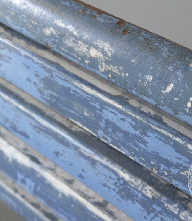 Be-Uniq Oude Bank | India | H80 x B153 x D46 cm