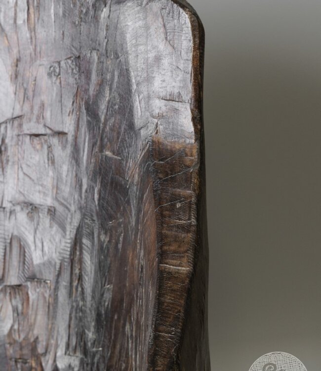 Be-Uniq Antieke Naga Stoel | India | H85 x B50 x D41 cm