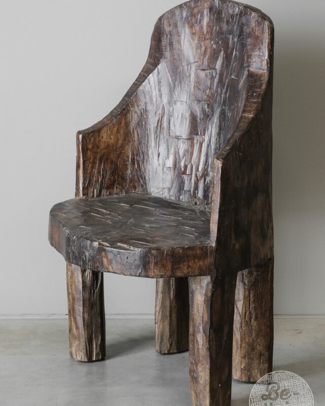 Be-Uniq Antieke Naga Stoel | India | H85 x B50 x D41 cm