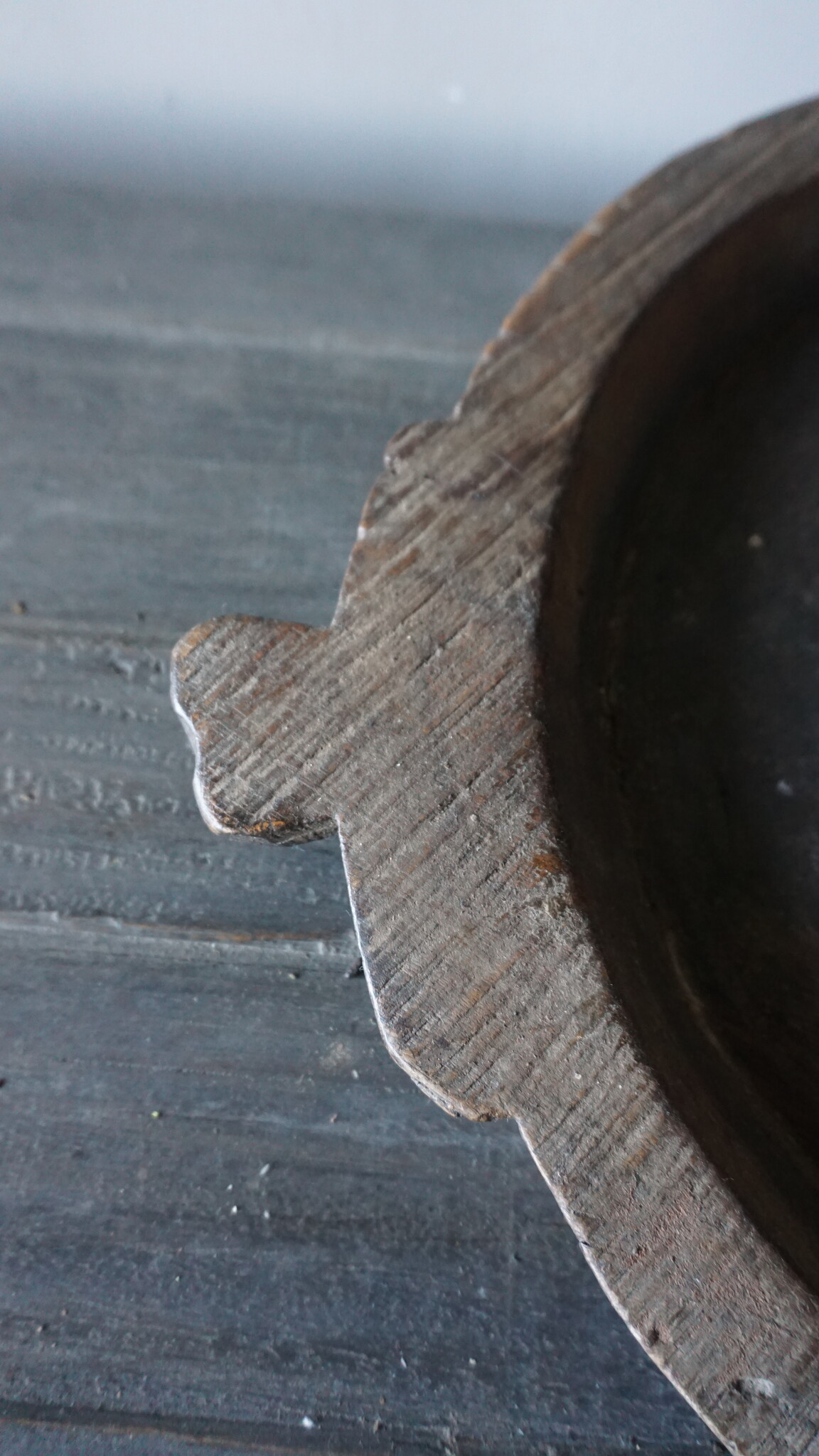 Rene Houtman Chapati Schaal | Oud Hout | H4 x B53 x D41 cm