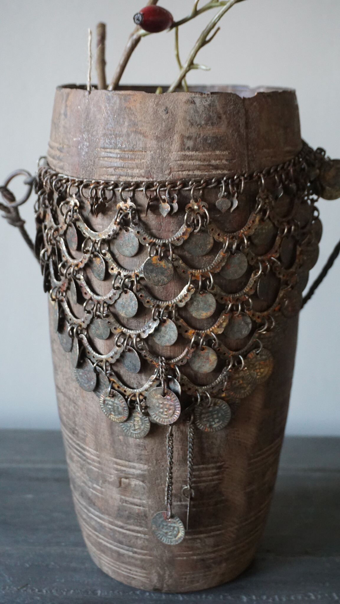Rene Houtman Nepalese Houten Pot | Incl. Ketting | H30 x D13 cm
