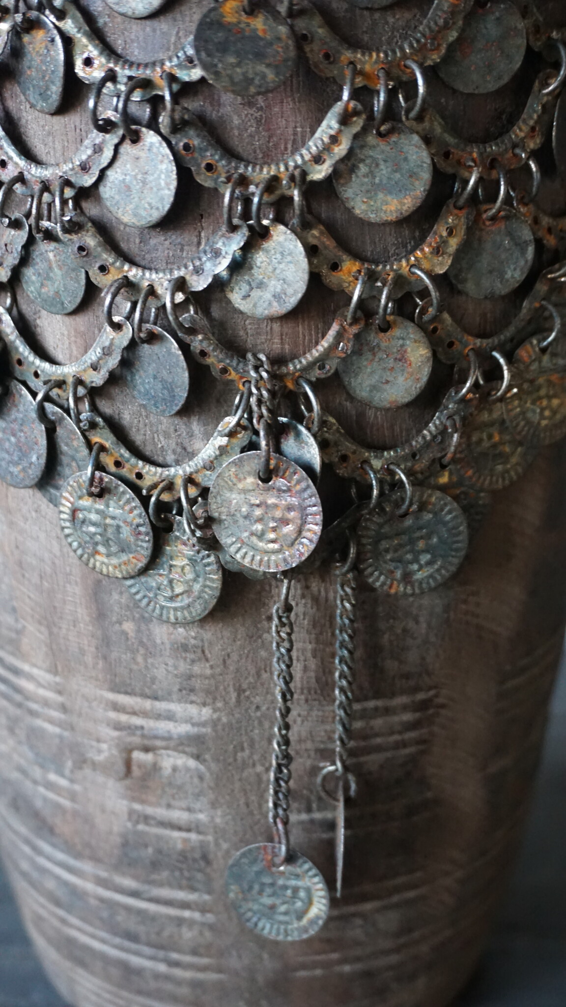 Rene Houtman Nepalese Houten Pot | Incl. Ketting | H30 x D13 cm
