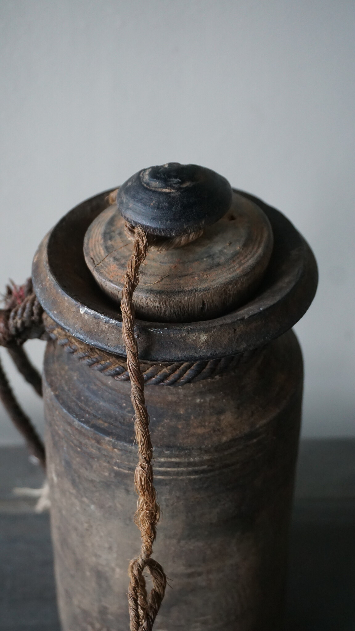 Rene Houtman Nepalese Houten Pot | Met Deksel | H32 x D13 cm