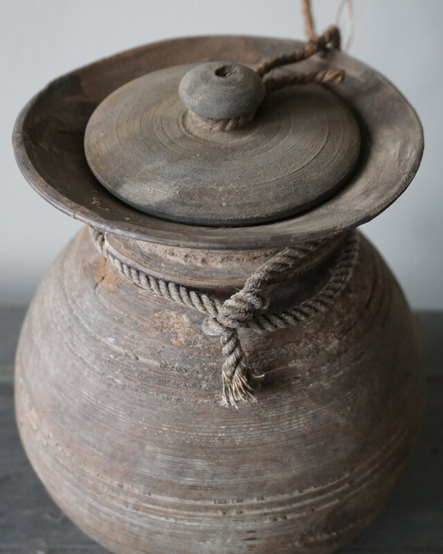 Rene Houtman Nepalese Houten Pot |Met Deksel | H22 x D17 cm