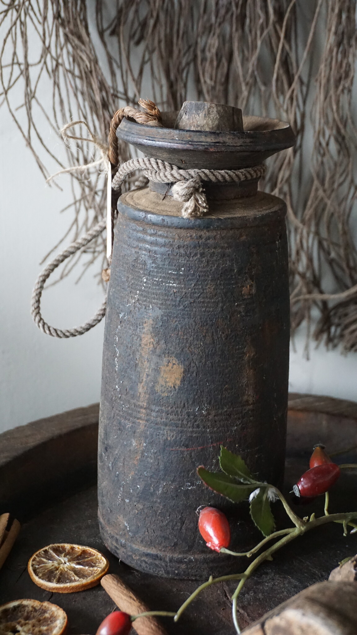 Rene Houtman Nepalese Houten Pot | Met Deksel | H24 x D10 cm