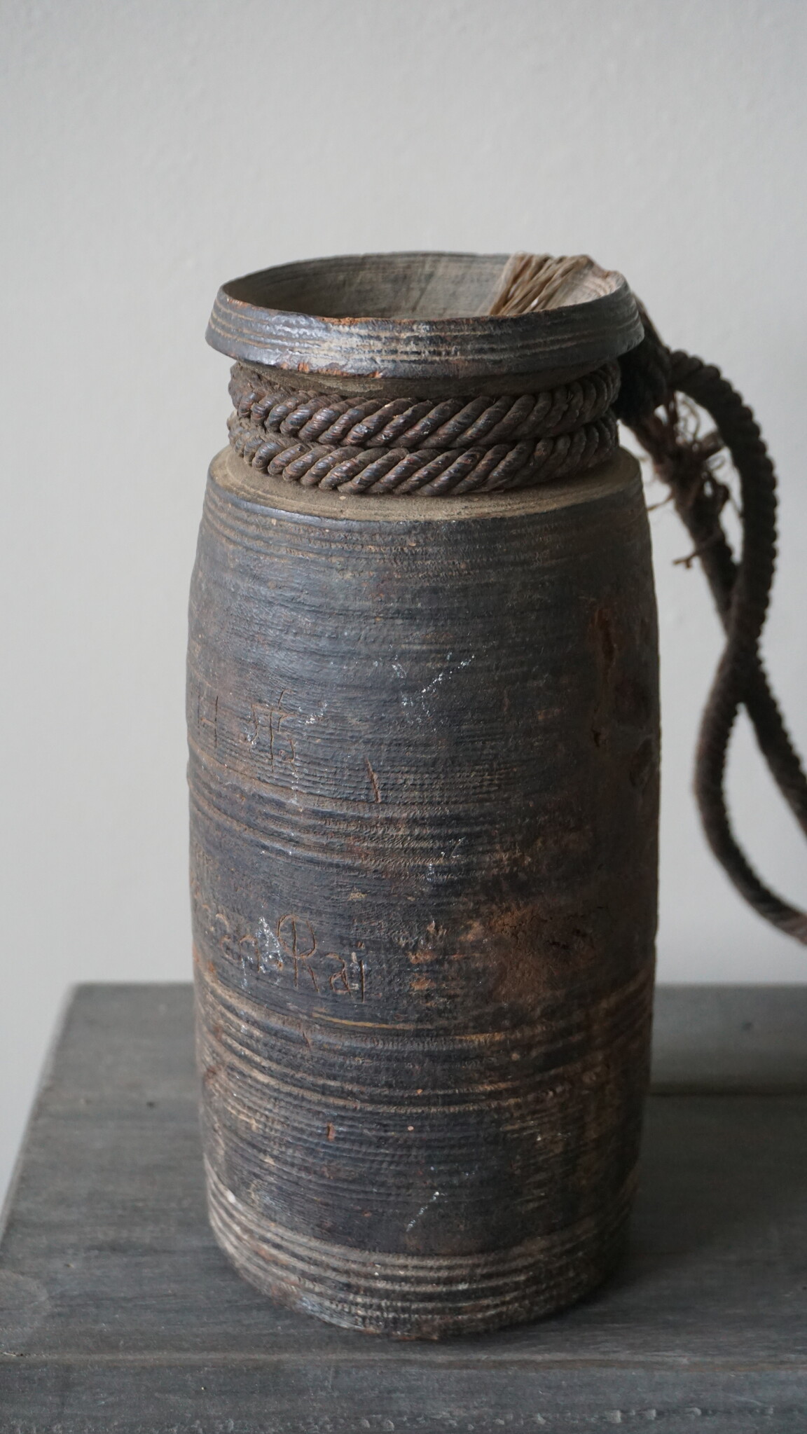 Rene Houtman Nepalese Houten Pot | Met Deksel | H23 x D10 cm