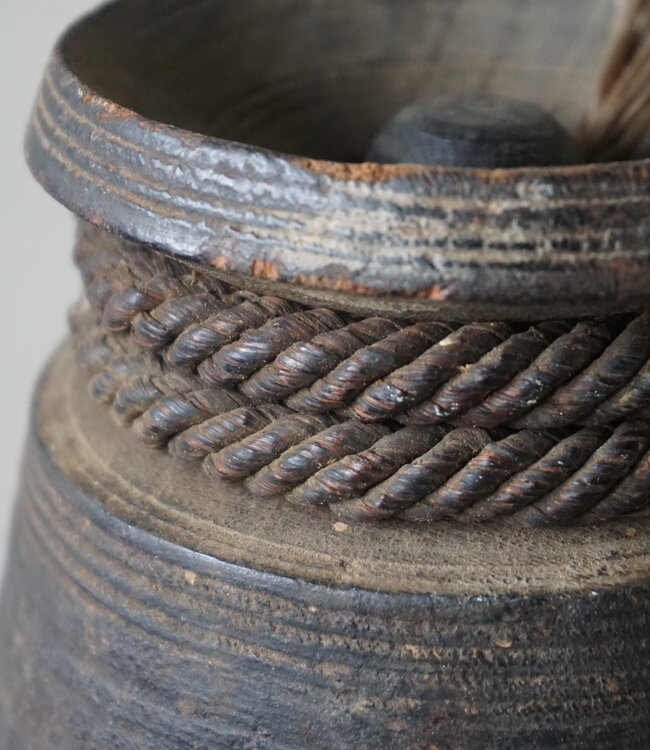 Rene Houtman Nepalese Houten Pot | Met Deksel | H23 x D10 cm