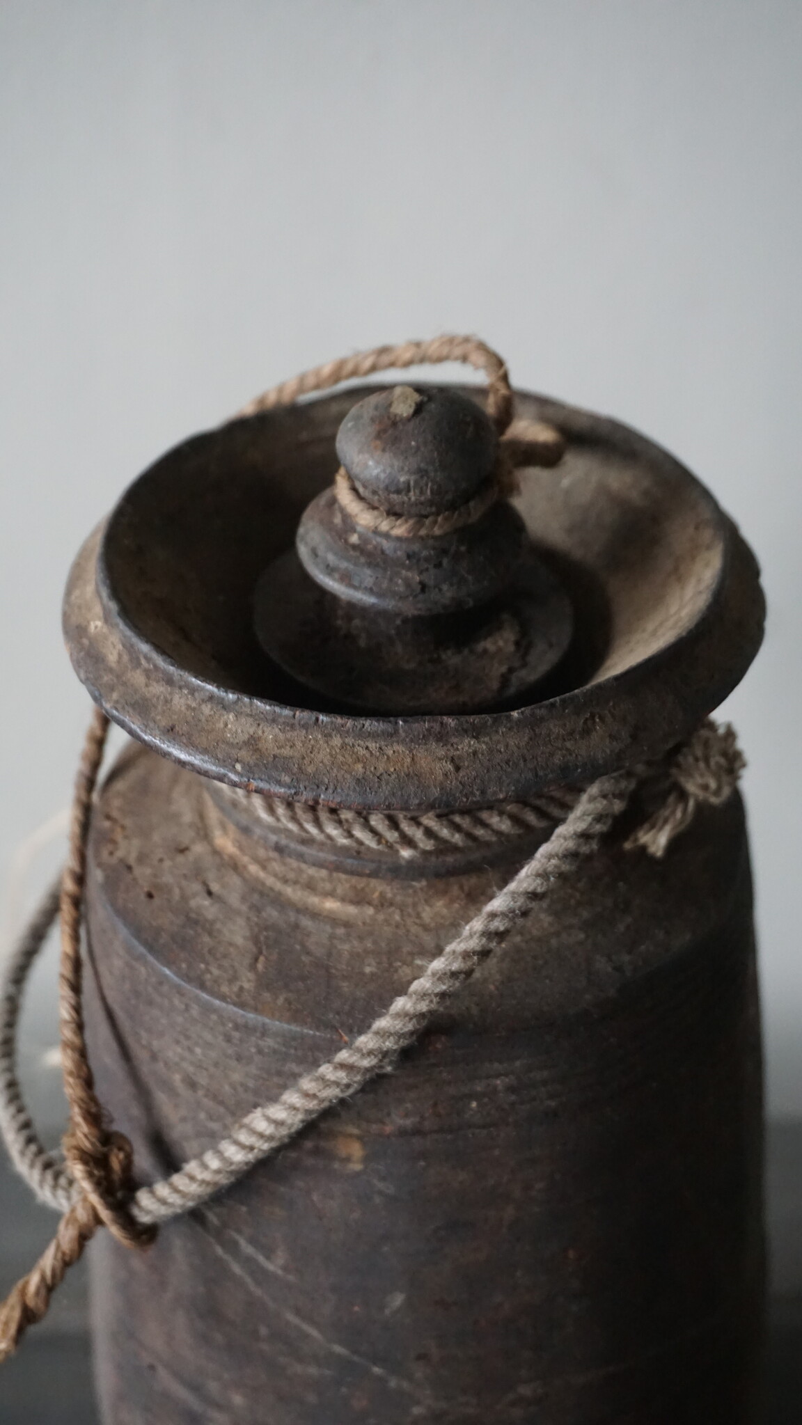 Rene Houtman Nepalese Houten Pot | Met Deksel | H30 x D12 cm
