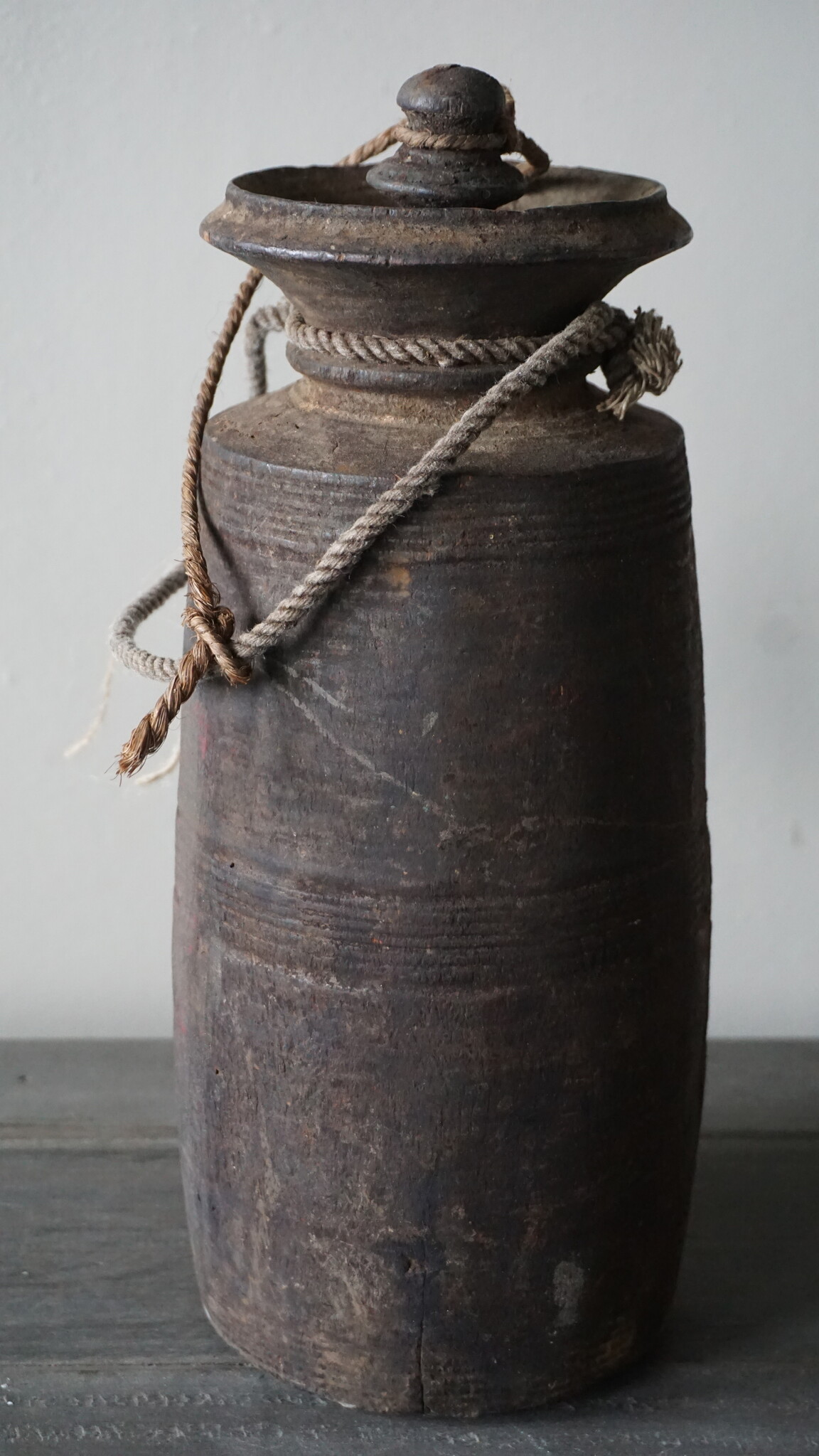 Rene Houtman Nepalese Houten Pot | Met Deksel | H30 x D12 cm