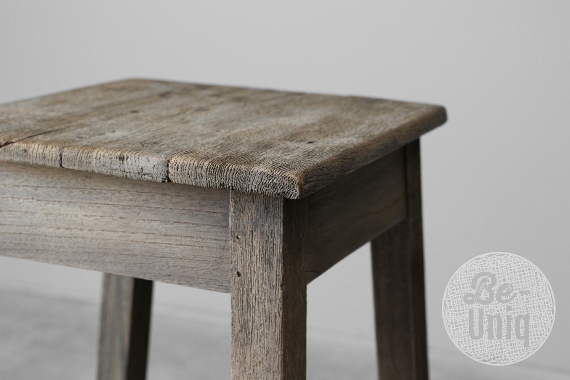 Be-Uniq Oude Kruk | Rustiek Verweerd | H47xB34xD34 cm