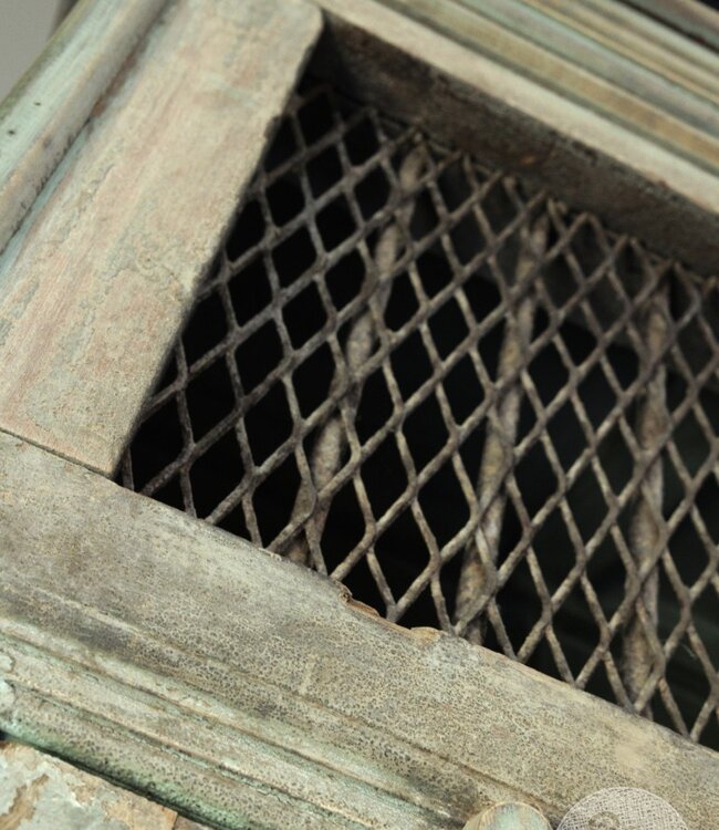 Be-Uniq Oude Kast | India | H251 x B79 x D39 cm