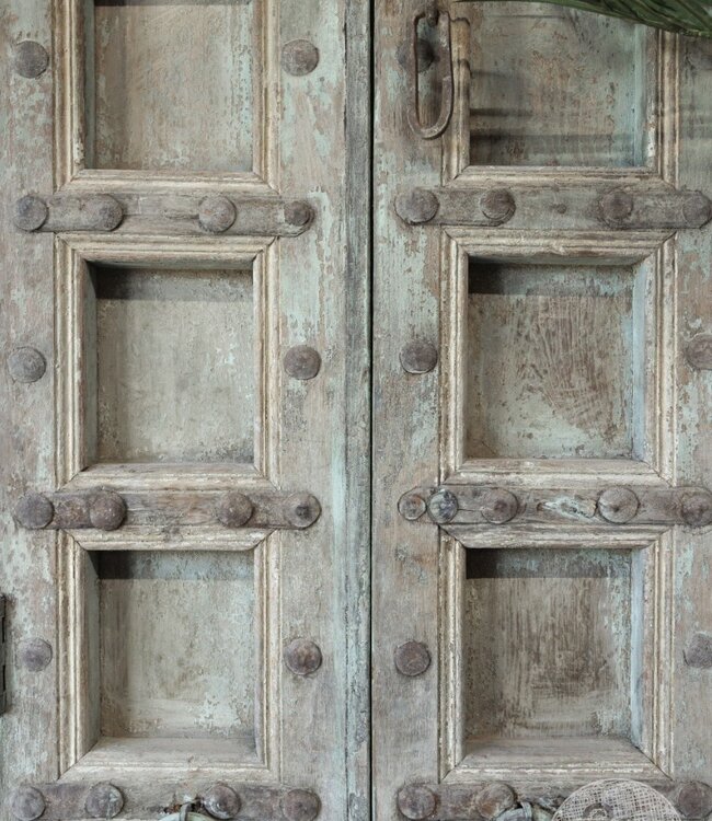 Be-Uniq Oude Kast | India | H251 x B79 x D39 cm