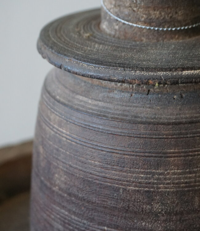 Hoffz Nepalese Houten Kruik/Pot | H28 x D12 cm