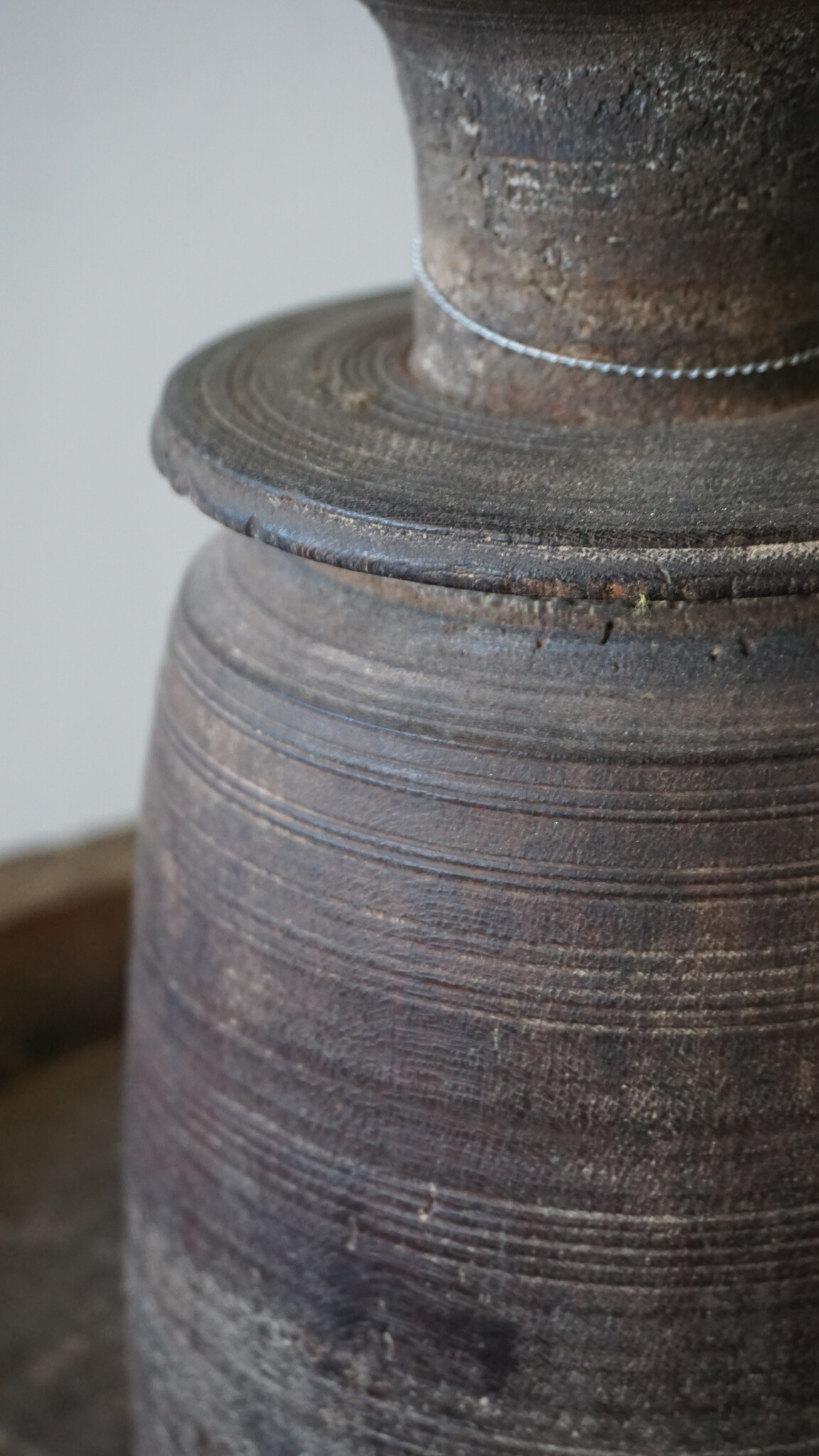 Hoffz Nepalese Houten Kruik/Pot | H28 x D12 cm