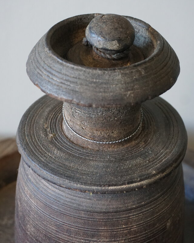 Hoffz Nepalese Houten Kruik/Pot | H28 x D12 cm