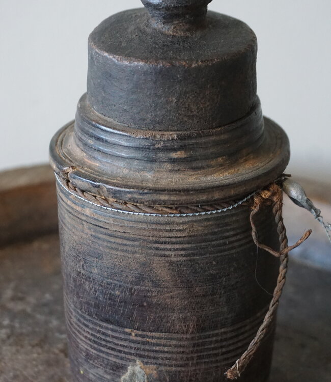 Hoffz Nepalese Houten Kruik/Pot | H20 x D10 cm