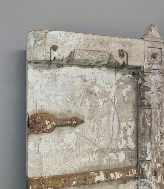 Be-Uniq Oud Raamluikje | India | H83 x B50 x D6 cm