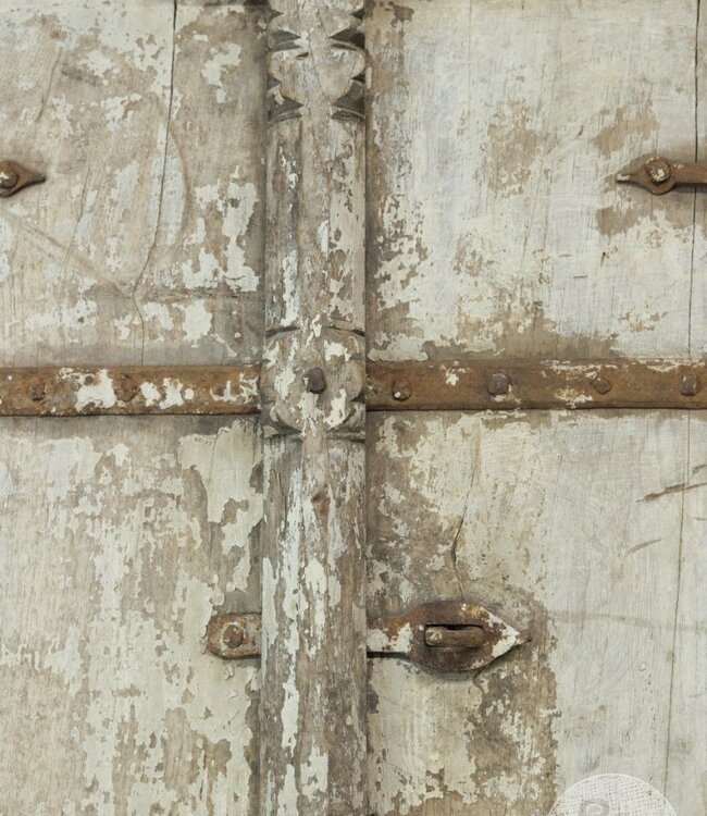 Be-Uniq Oud Raamluikje | India | H83 x B50 x D6 cm