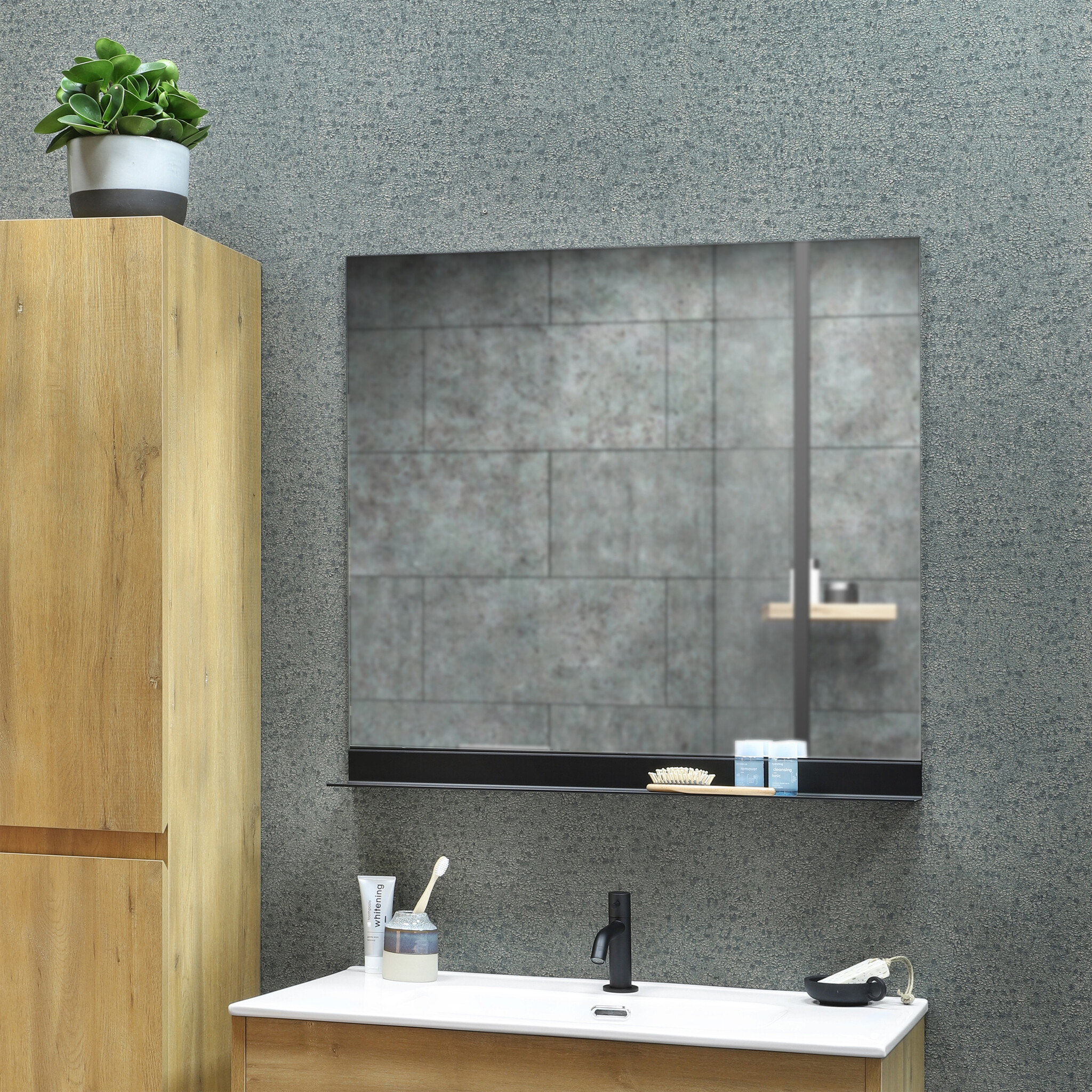 Differnz Spiegel Serano | Met Zwart Planchet | H77 x B80 cm