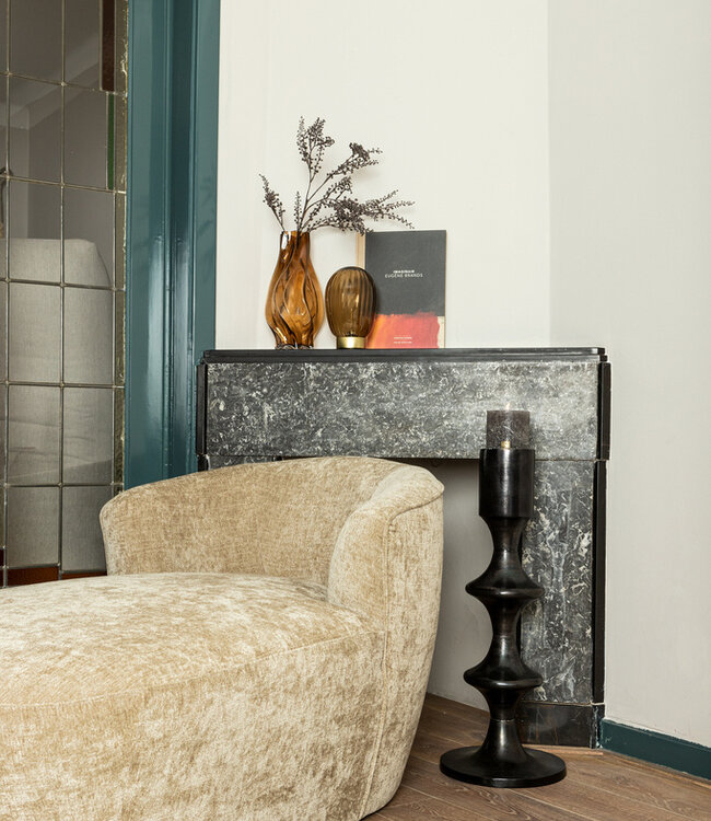 PTMD Taika Black alu ronde kaarshouder met hoge lipjes.