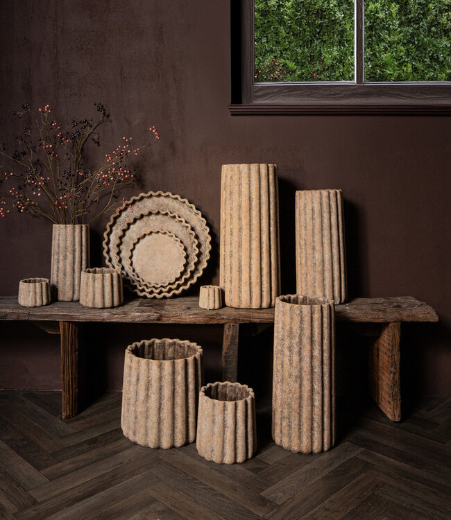 PTMD Jaydean Grey cement pot met geribbelde structuur hoog L