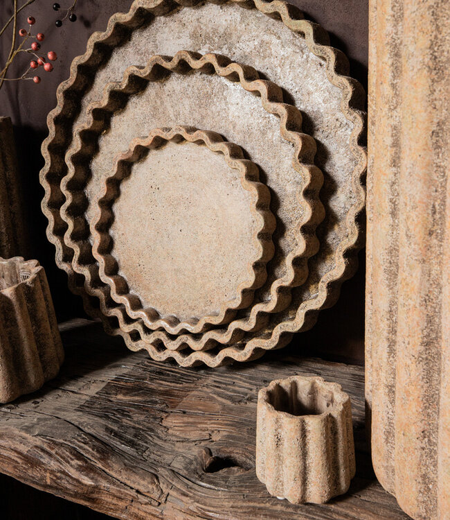 PTMD Jaydean Grey cement pot met geribbelde structuur hoog S