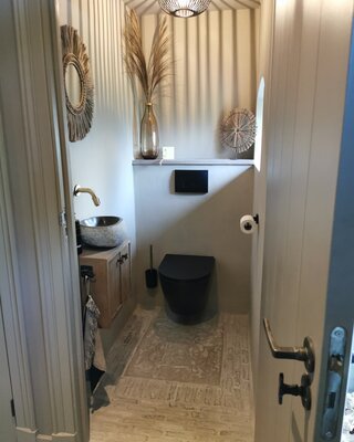 Rene Houtman Zwevend Toiletmeubel Eiken Deurtjes Nouru L39 cm