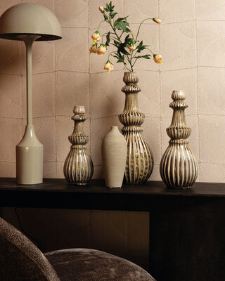 PTMD Myrtle Cream keramische ronde geribbelde vaas S