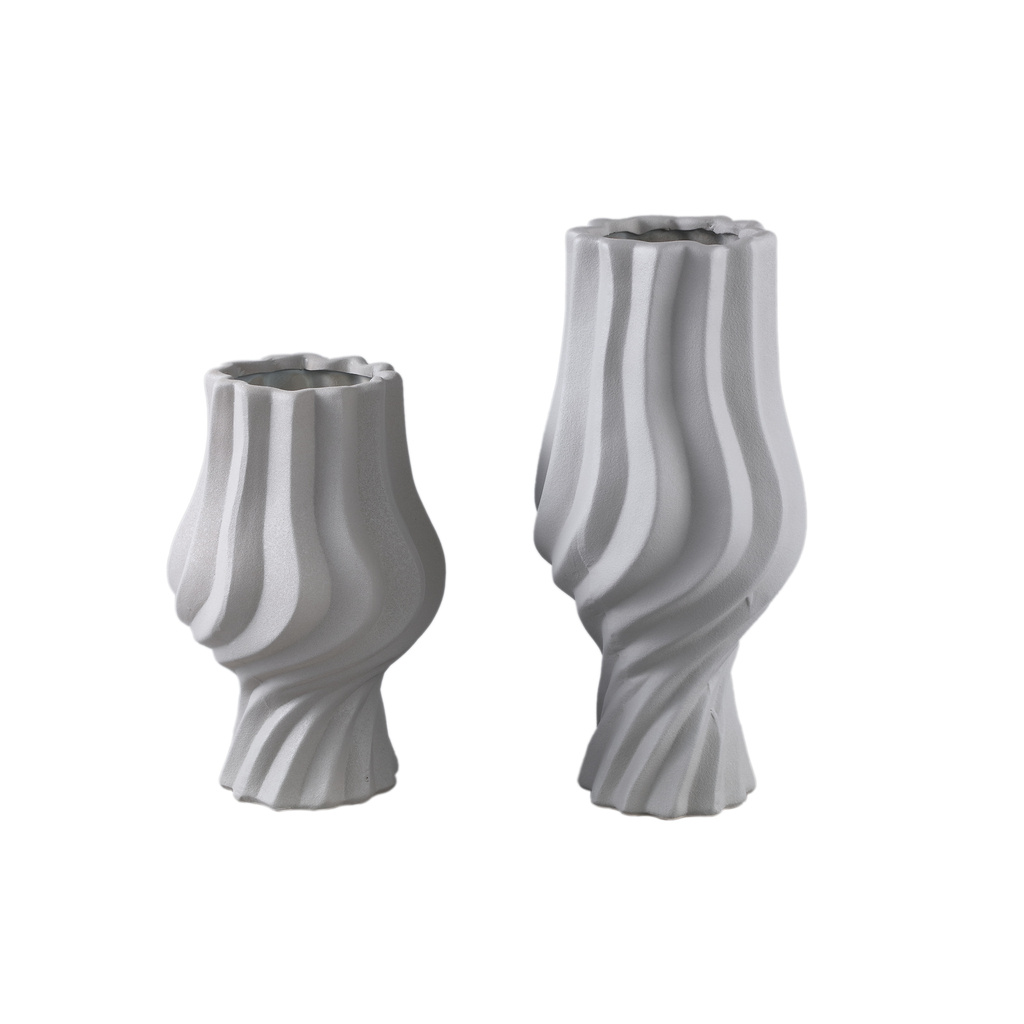 PTMD Clair Taupe keramische matglazuur swirl pot op voet