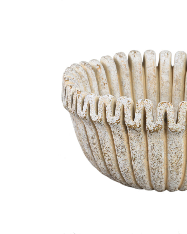 PTMD Raffay Crème cement ronde pot met geribbelde lijnen laag L.