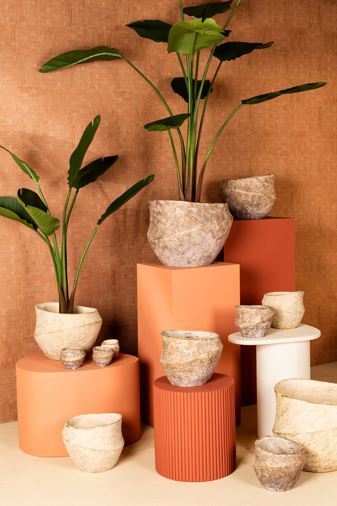 PTMD Rishell Bronzen cementen ronde pot met lijn XL.